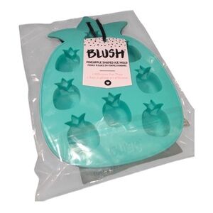 NEW IN BAG Blush Pineapple Shaped Ice Mold